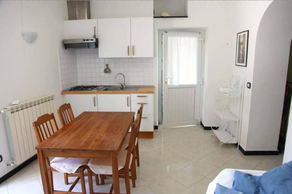Le Case Della Lizza - Casa Blu Levanto Exteriör bild