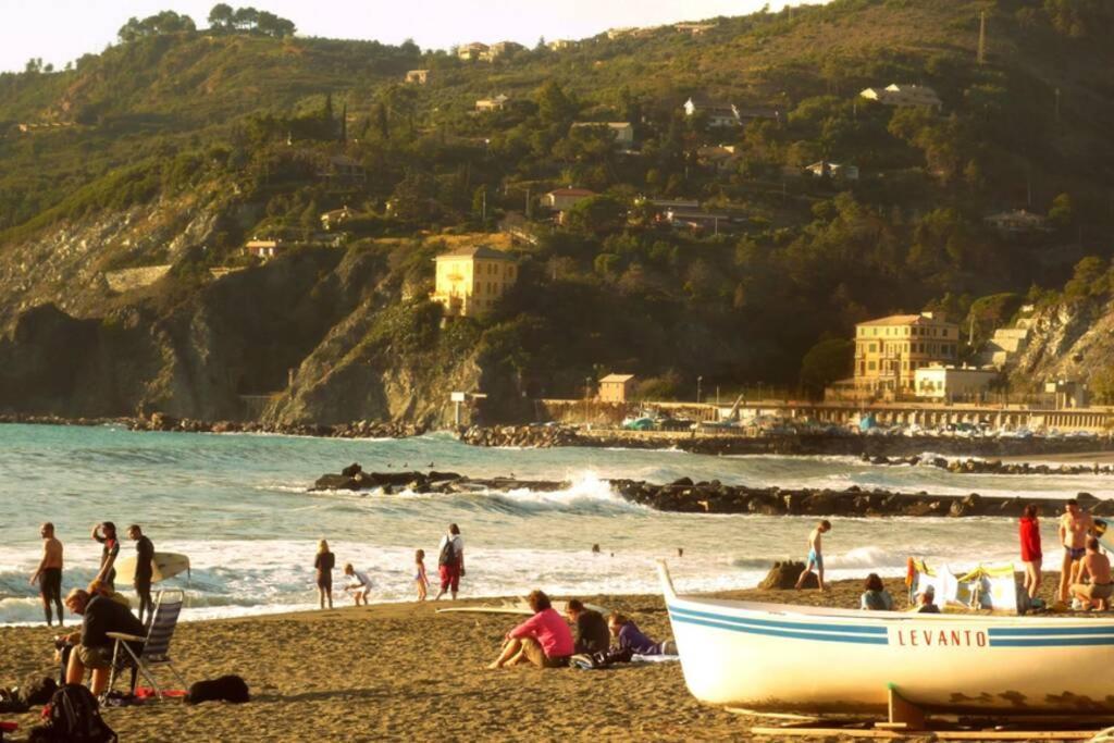 Le Case Della Lizza - Casa Blu Levanto Exteriör bild